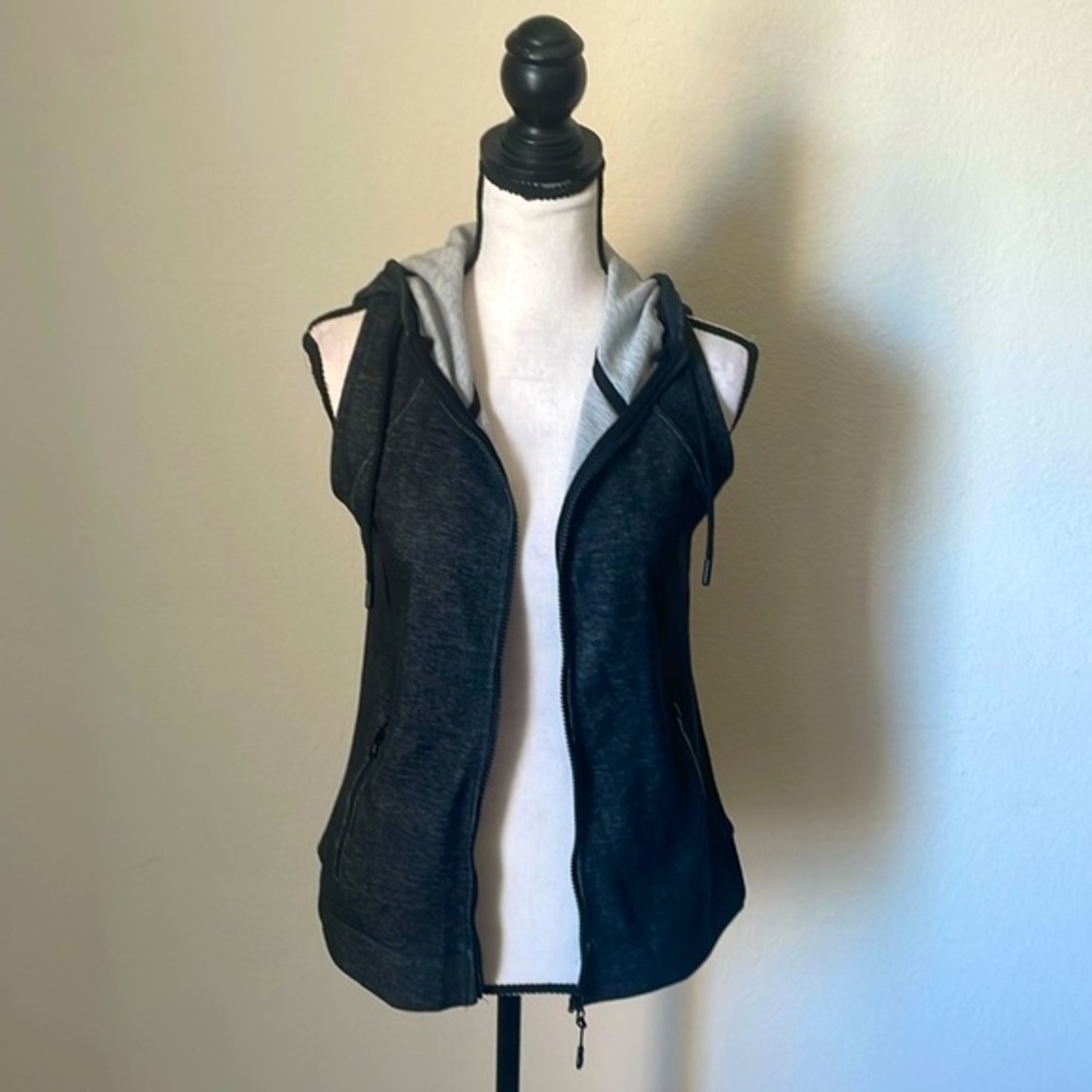 Move by Ardene vest
